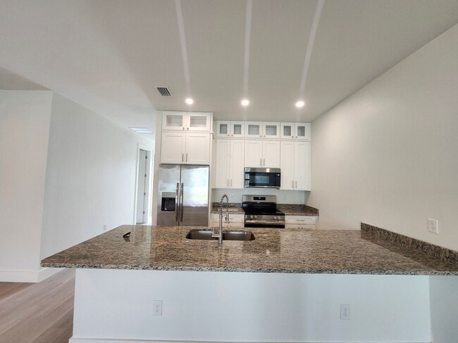 Photo - Brand New Duplex