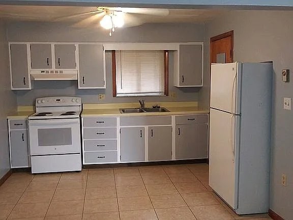Photo - 234 High St Unit 234 Front