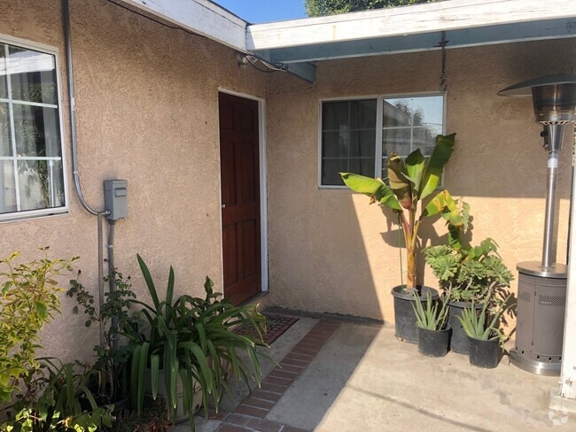 Entrance to Studio - 7614 Security Ave Rental
