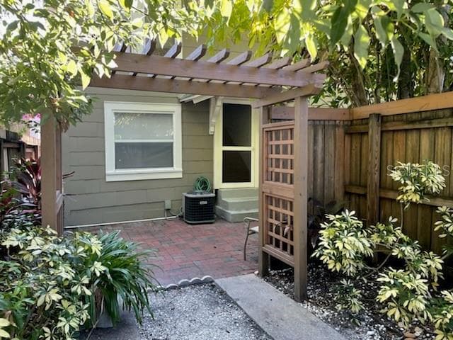Photo - 807 1/2 S Fremont Ave Apartment Unit #Upper