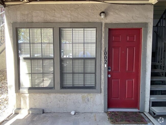 Building Photo - 2215 Post Rd Unit 1002 Rental