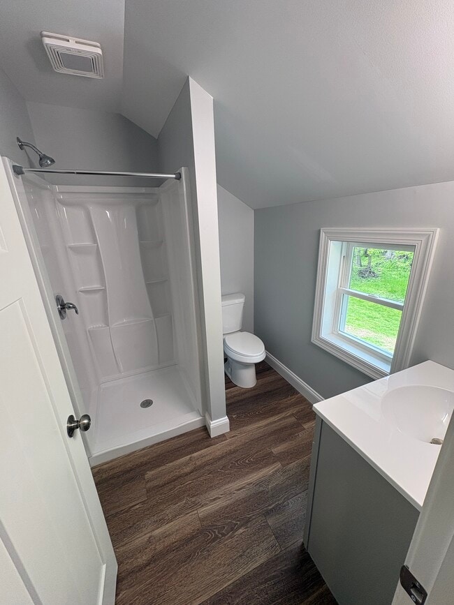 Baño - 1001 N Juniata St Unidad 2