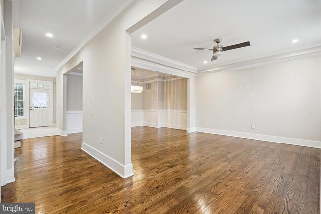 Photo - 1553 Rivertown Pl