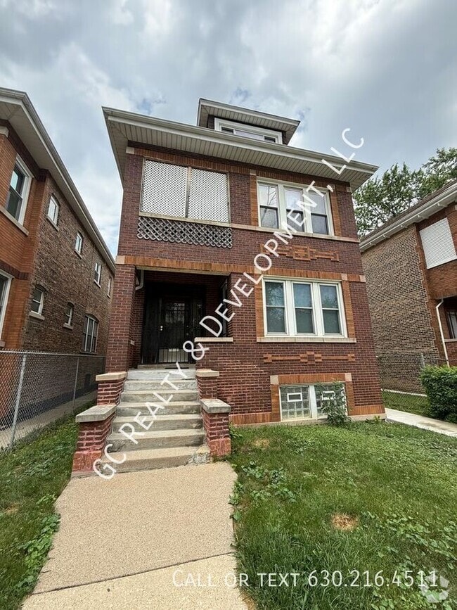 Building Photo - 6555 S Washtenaw Ave. Unit 1 Rental