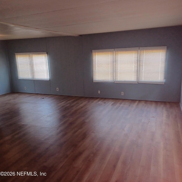 Photo - 463 Logan Ave