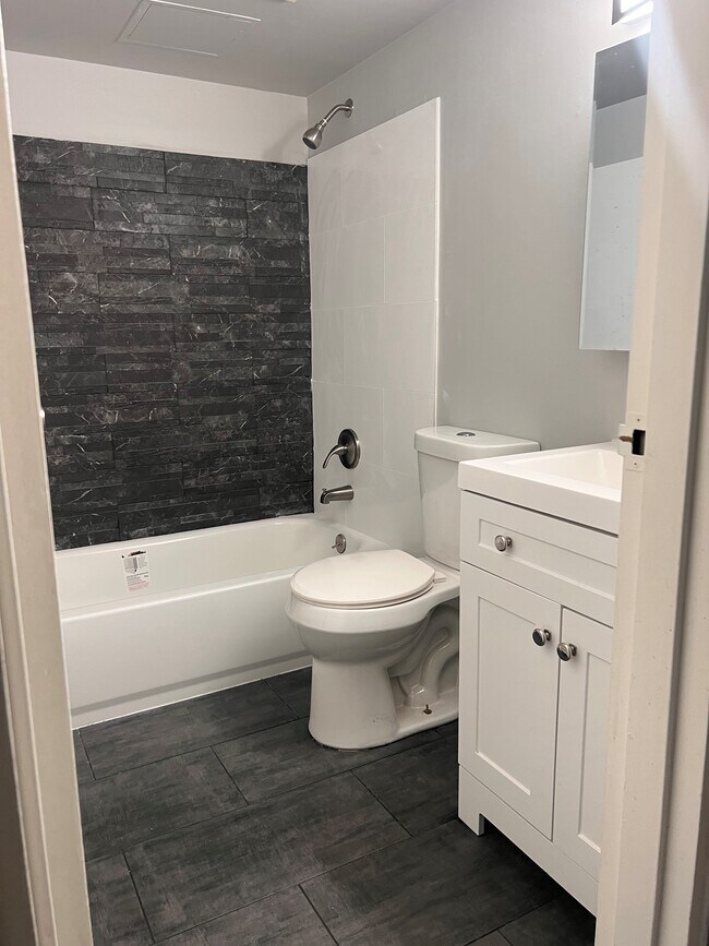 Crestwood Apartments