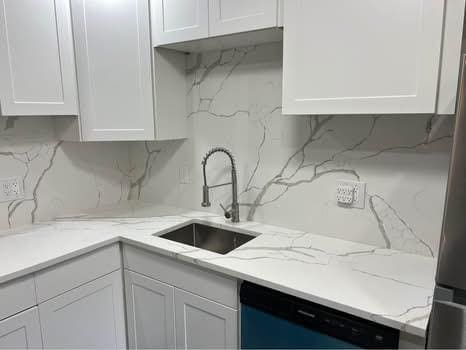 Photo - 353 SE 12th Ave