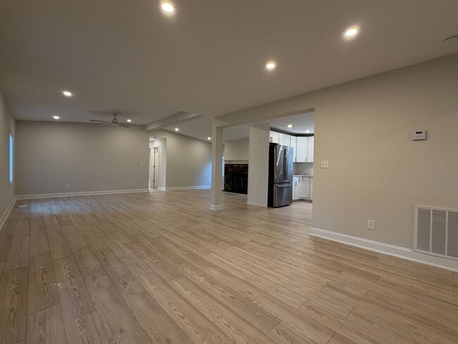 Photo - 4111 Brown Dr