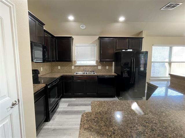 Photo - 1117 Lake Grove Dr