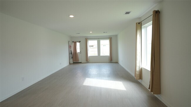 Photo - 28507 Texas Sparrow Ln
