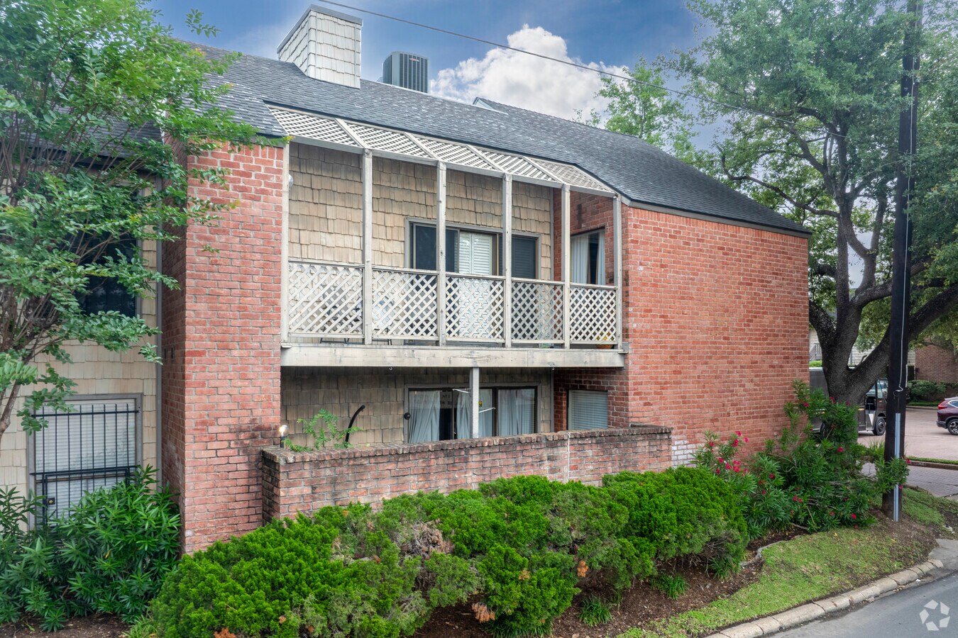 2829 Timmons Ln - Alternate - Park St. John Condominiums