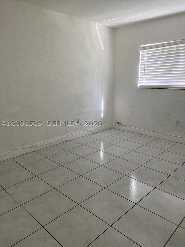Photo - 3903 SW 78th Ct Unit 103