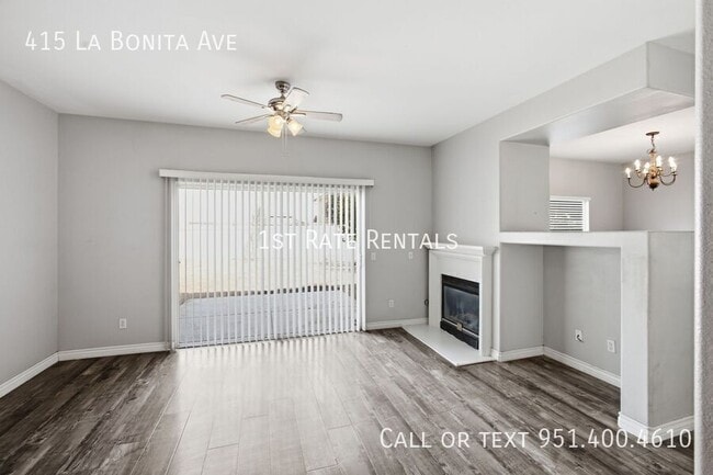 Photo - 415 La Bonita Ave