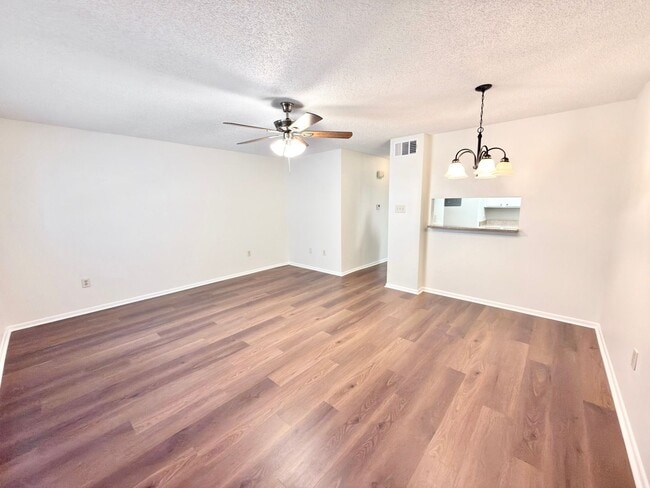 Photo - 5212 Butter Creek Ln