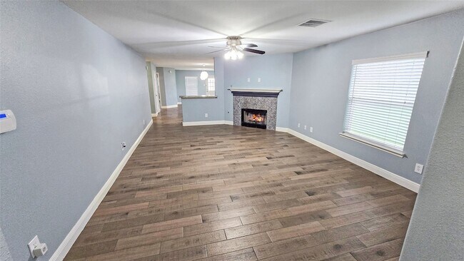 Photo - 6310 Macquarie Dr Casa