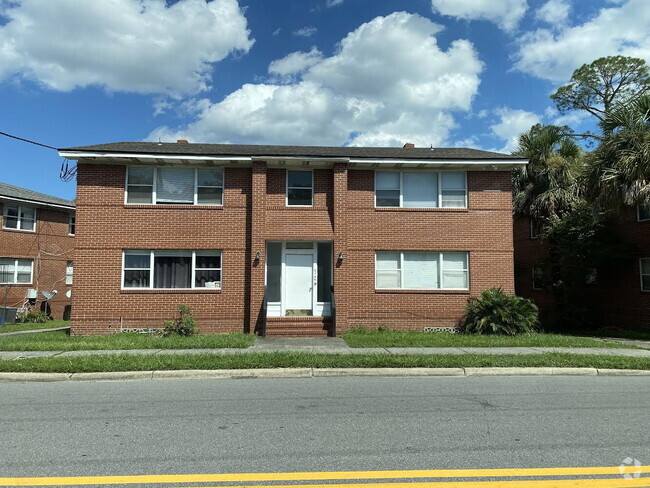 Building Photo - FOR RENT: 1 BEDROOM 1 BATH FIRST FLOOR AP... Unit 2 Rental
