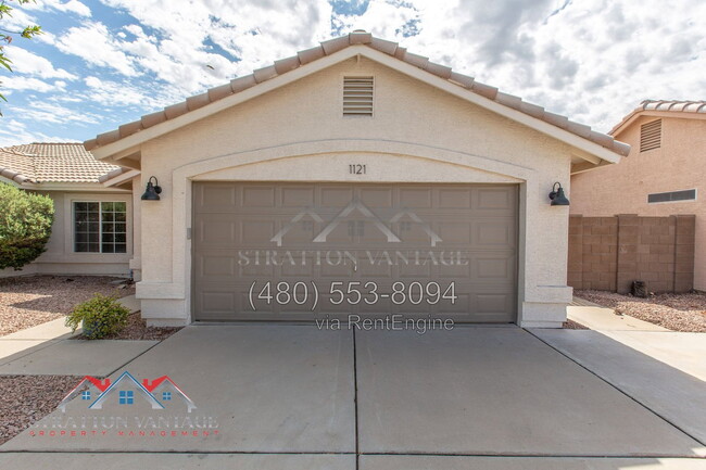 1121 S Crossbow Pl