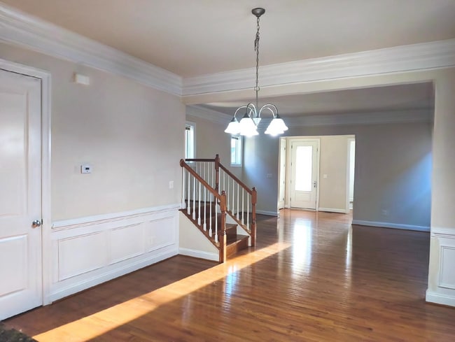 Photo - Luxurious Single-Family Home in Vibrant On...