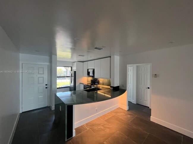 Photo - 204 Lake Pointe Dr Unit 201
