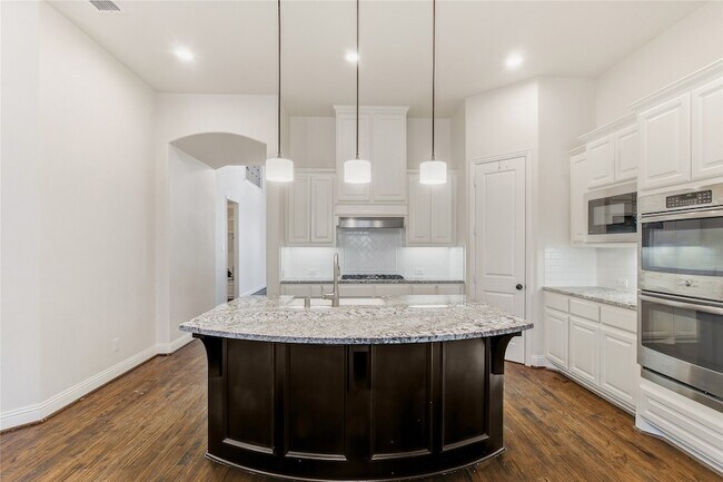 Photo - 4110 Maclin Dr