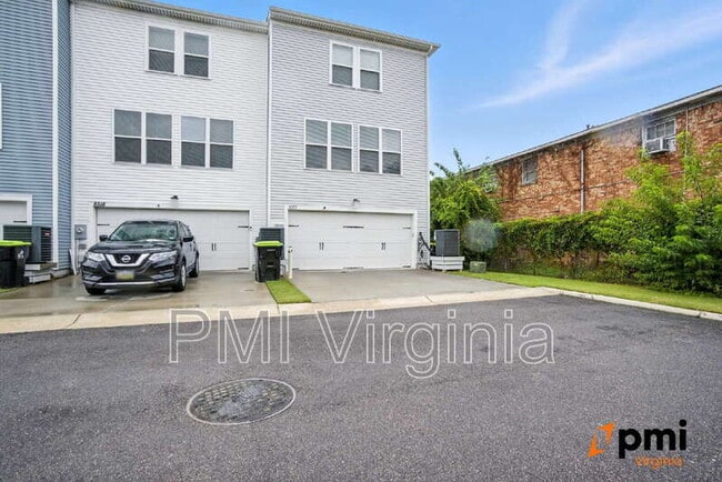 Photo - 8520 Chesapeake Blvd
