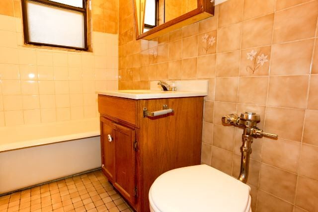 Photo - 629 W Belmont Ave Unit 5C