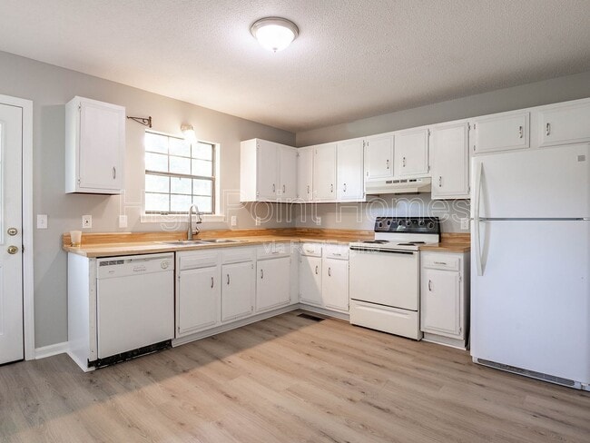 Photo - 388 Smitherman Rd