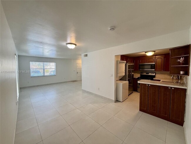 Photo - 20 SW 108th Ave Unit F7