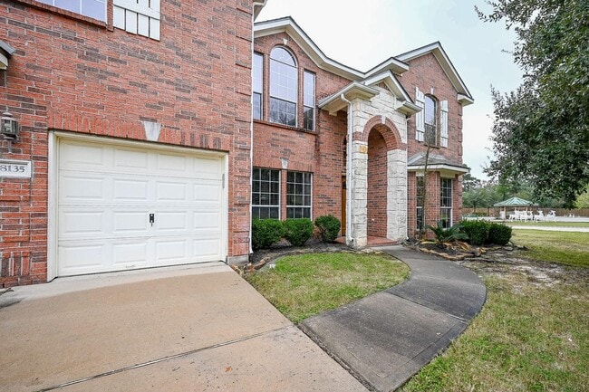 Photo - 8135 Cove Timbers Ln