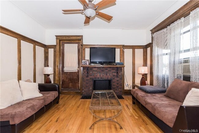 Photo - 36 Echo Ave Unit 5C.