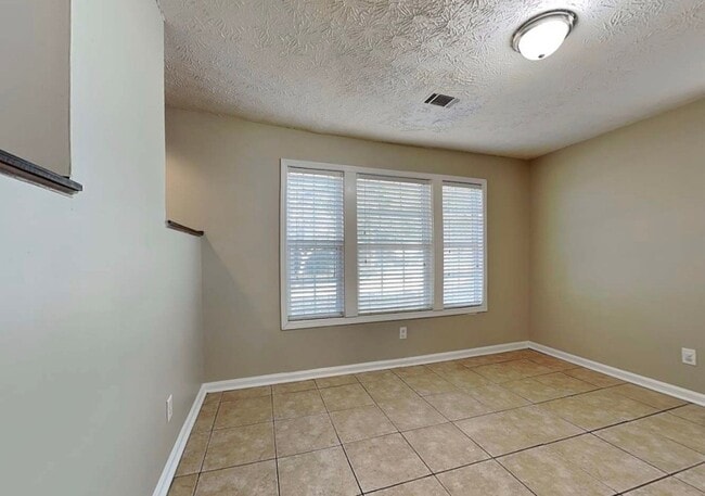 Photo - 2407 Boone Ct