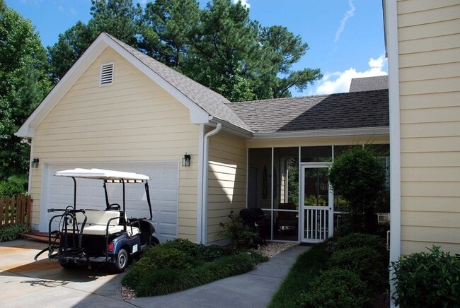 Photo - 125 Denham Square