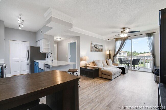 Photo - 7302 Myrtlewood Cir W