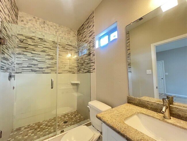 Photo - 6430 Skyview Dr