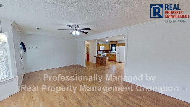 Photo - 625 Mohican Trail Unidad Front