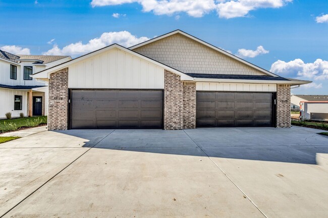 Fox Creek - Fox Creek Townhome