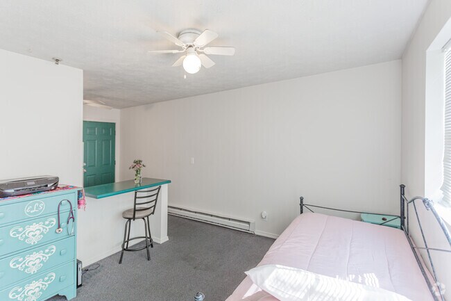 Studio - 320SF