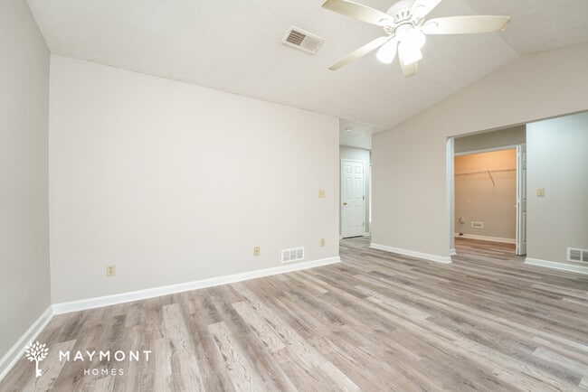 Photo - 1099 Old Saybrook Ct