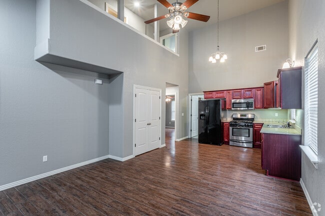 3BR, 2BA - 1300-1700 SF - Willowbrook Duplexes