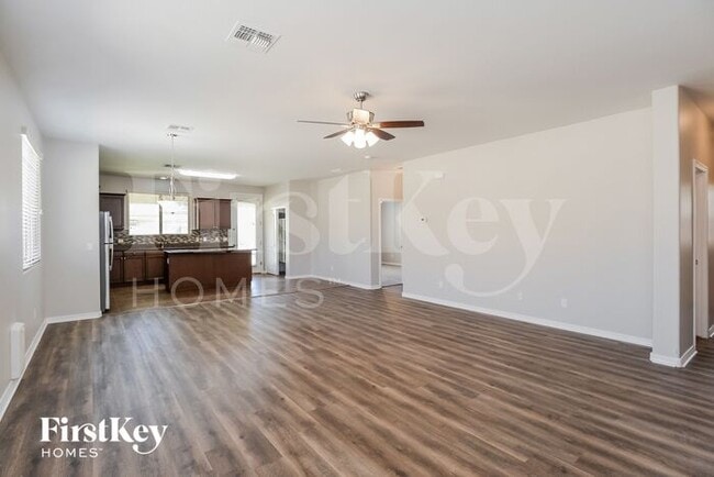 Photo - 1018 W Corriente Dr