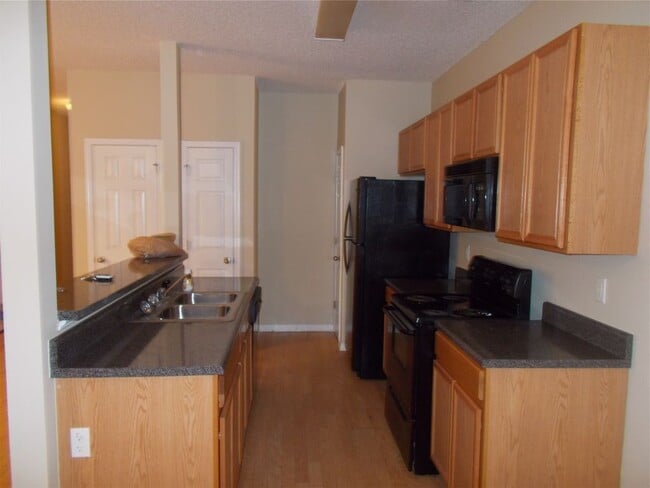 Photo - 3BR / 2.5 BATH TOWNHOME * COLLEGE PARK GA
