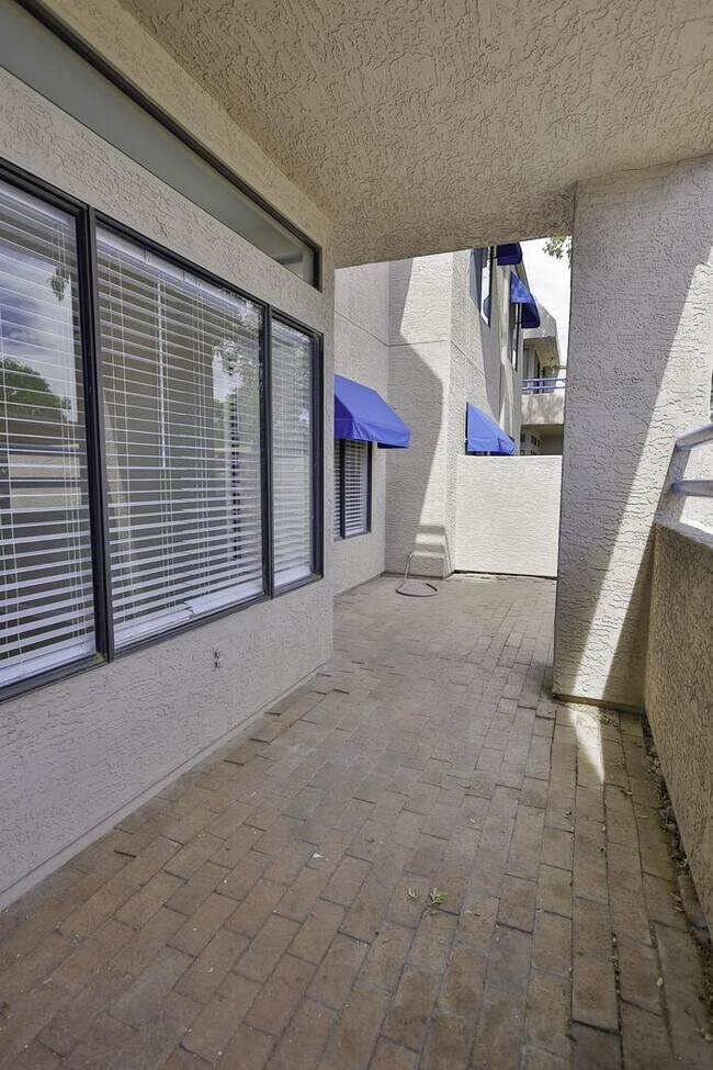 Photo - Summertree Condos Unit 131 1