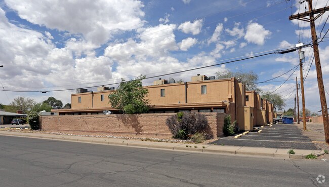 Somerset Lofts, 700 Truman St. NE, Albuquerque, NM, 87110 - Somerset Lofts