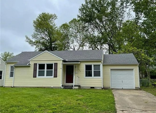 Photo - 1027 Anderson St House