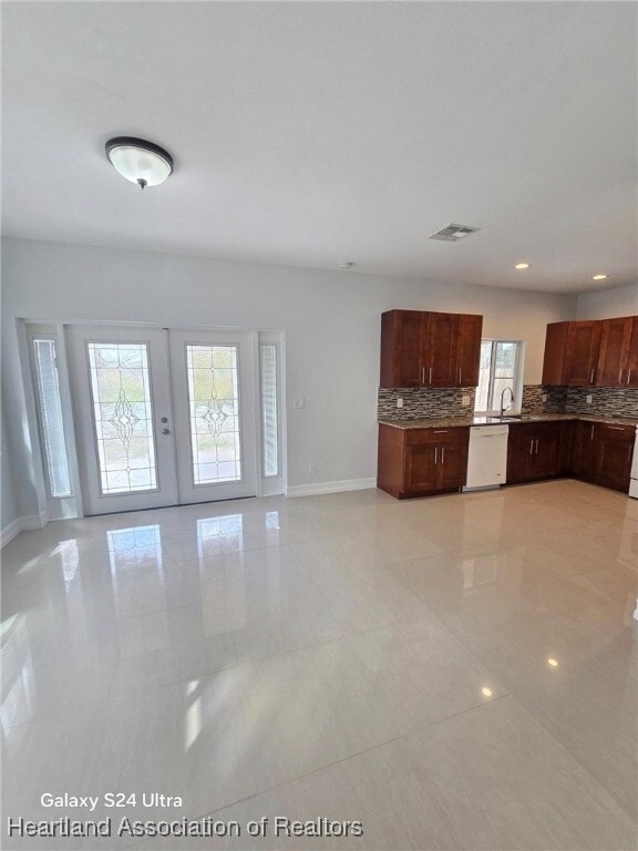 Photo - 359 Flamingo Rd NE