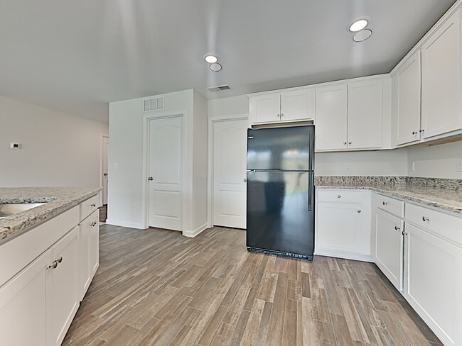 Photo - 7116 Brittany Pointer Ct