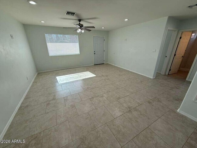 Photo - 1134 E 23rd St