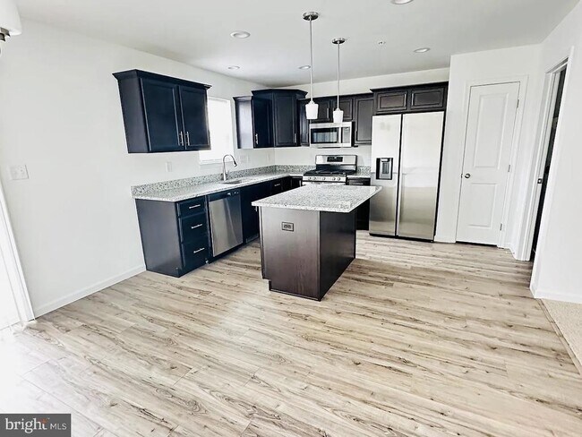 Photo - 122 Copperleaf Dr