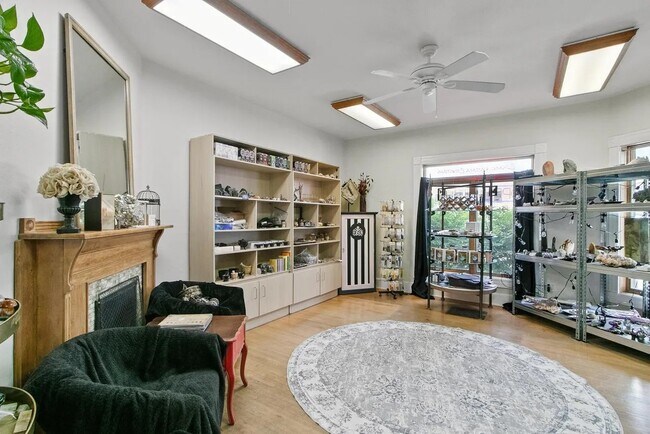 Photo - 406 Ash St Unit #2