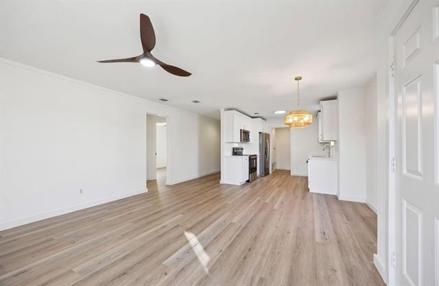 Photo - 2222 N Hickory St